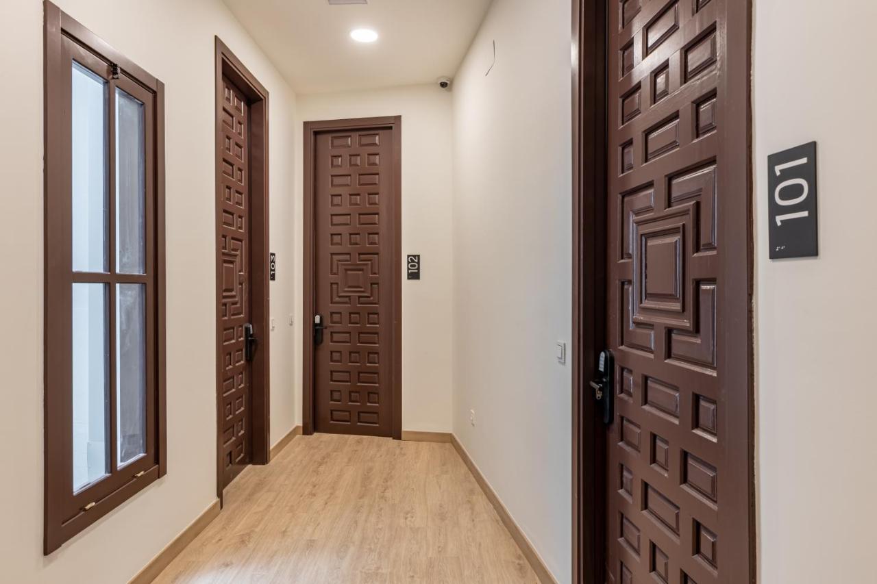Apartamentos Libere Malaga La Merced ภายนอก รูปภาพ